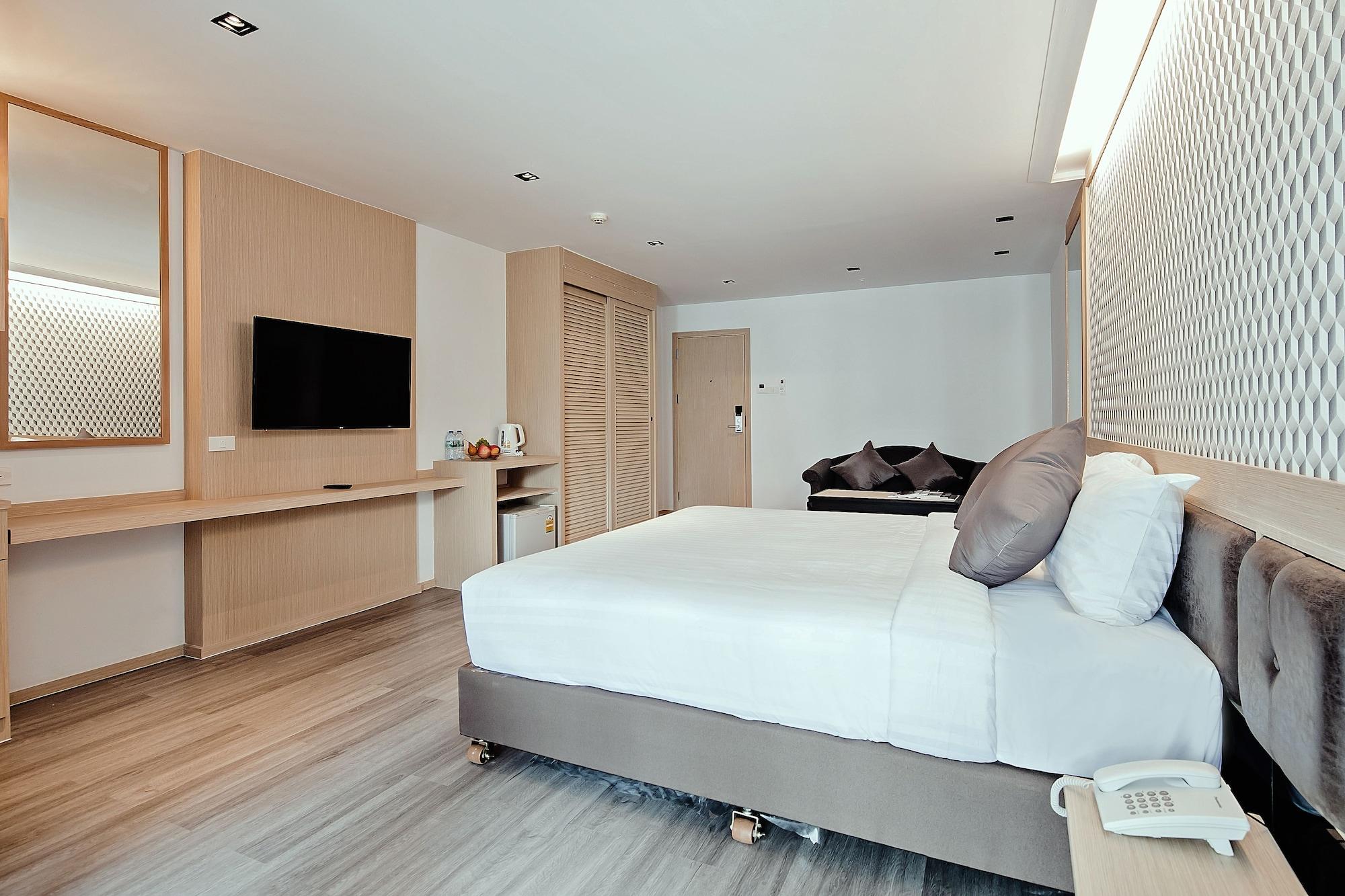Three Sukhumvit Hotel - Sha Plus Certified Bangkok Kültér fotó
