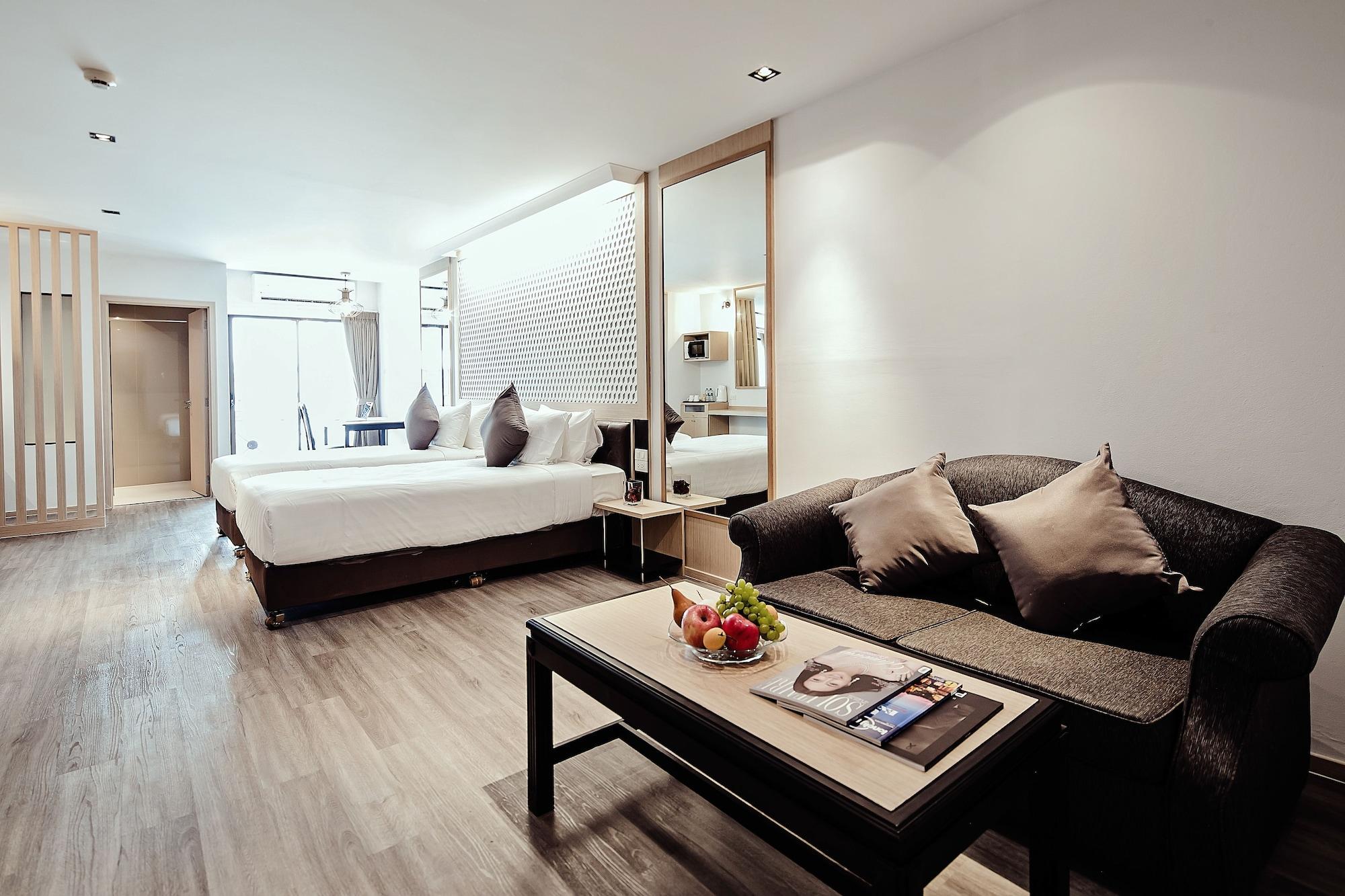 Three Sukhumvit Hotel - Sha Plus Certified Bangkok Kültér fotó