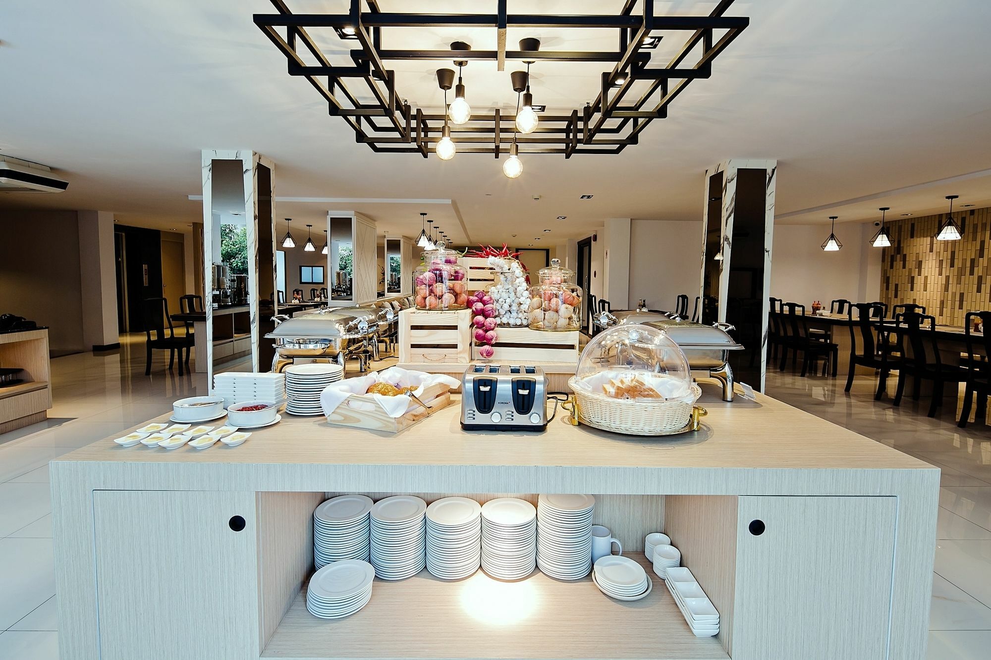 Three Sukhumvit Hotel - Sha Plus Certified Bangkok Kültér fotó